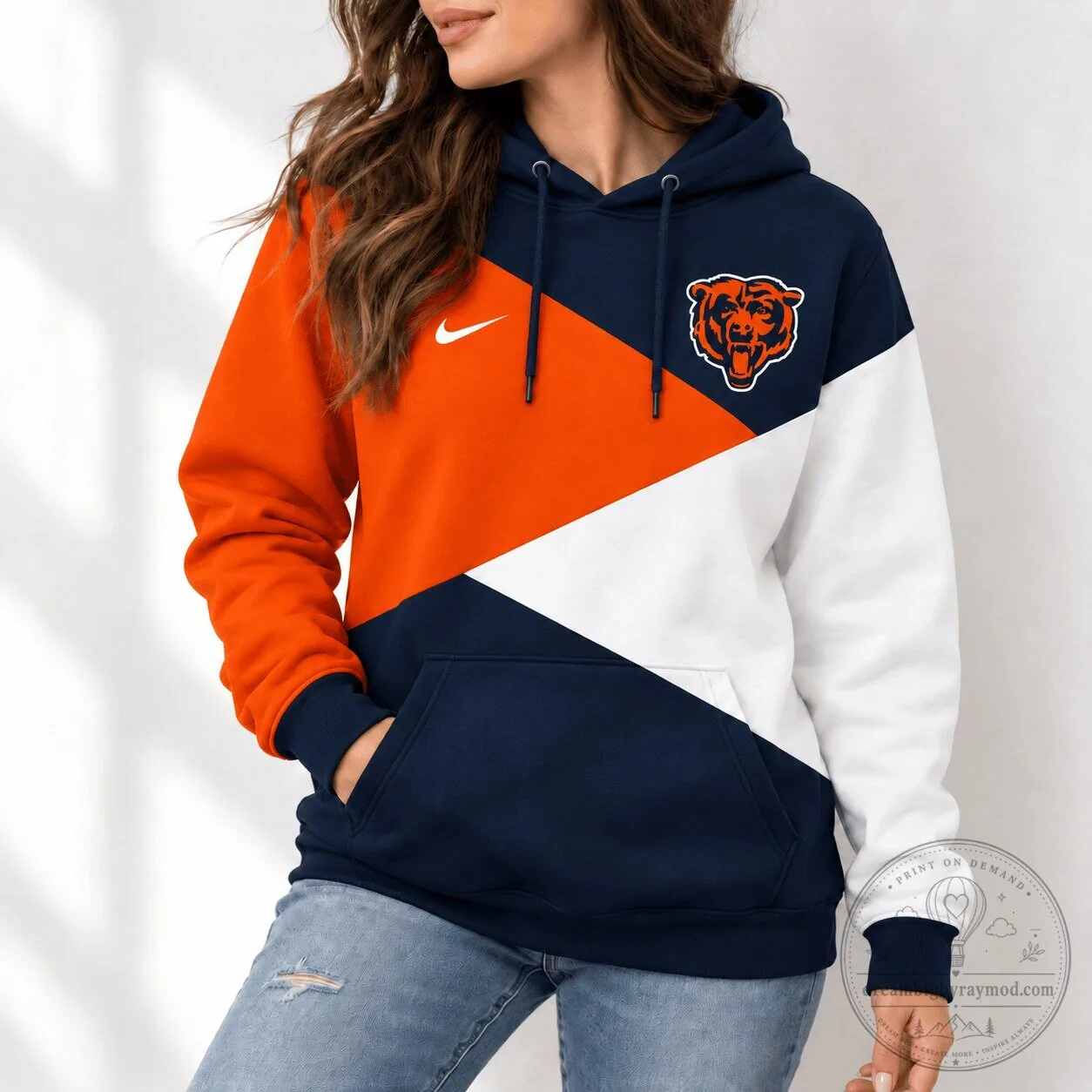 Chicago Bears NFL Dynamic Angle Game Day Premium Hoodie