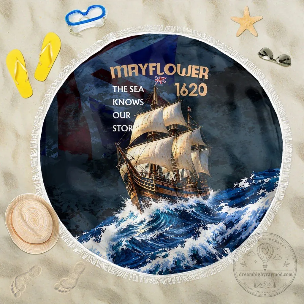 Mayflower 1620 Ship Vintage Nautical Ocean Waves Round Beach Blanket